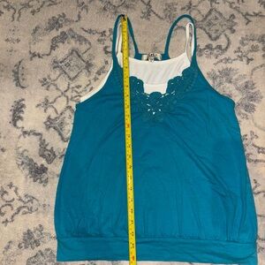 y2k L.E.I woman’s xl double layer tank top